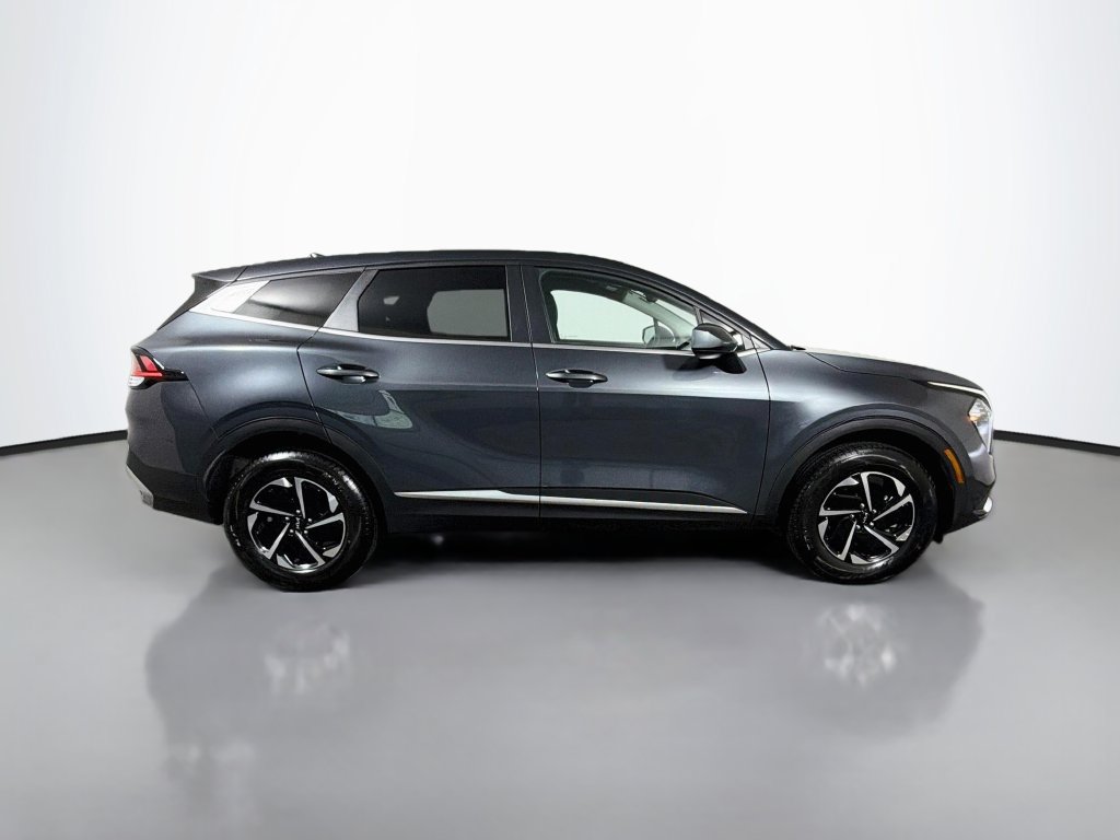 Used 2023 Kia Sportage LX AWD/4WD image 9