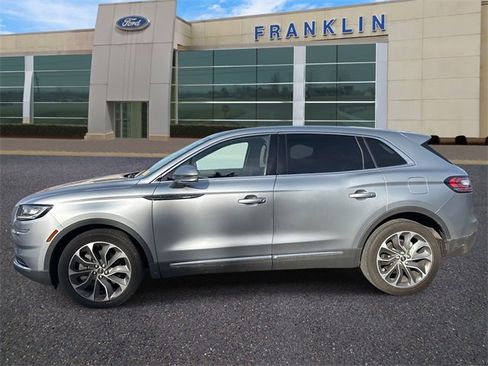 Certified 2023 Lincoln Nautilus Reserve image 4