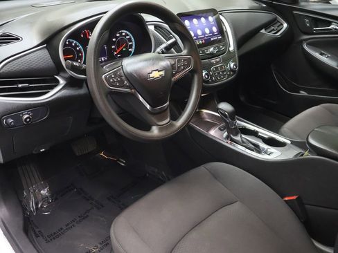 Used 2024 Chevrolet Malibu LT FWD image 18