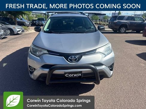 Used 2016 Toyota RAV4 LE AWD/4WD image 2