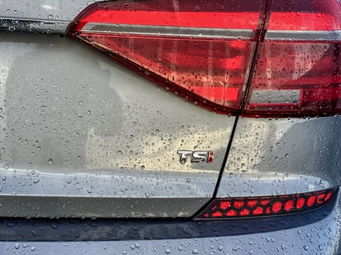 Used 2018 Volkswagen Passat 2.0T SE image 27