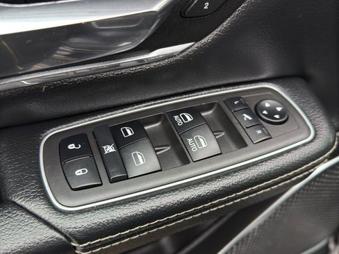 Used 2022 RAM 1500 Laramie image 12