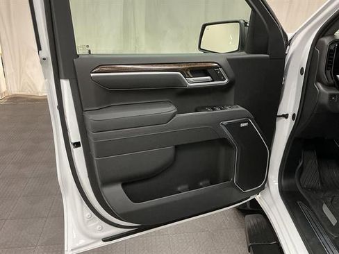 New 2026 GMC Sierra 1500 Elevation w/ Elevation Premium Package AWD/4WD image 27