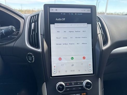 Used 2024 Ford Edge SEL w/ Convenience Package image 14