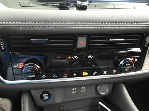 New 2026 Nissan Rogue Platinum w/ Platinum Premium Package image 22