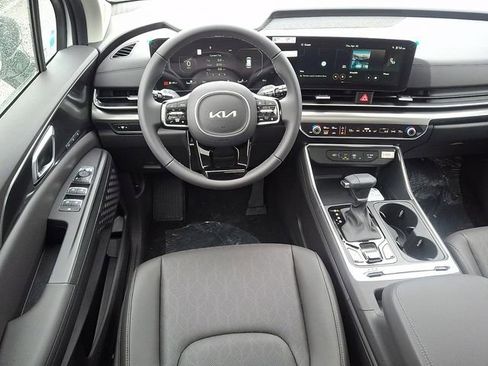 New 2026 Kia Carnival SX FWD image 9