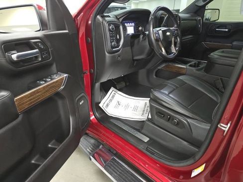 Used 2020 Chevrolet Silverado 1500 High Country image 17