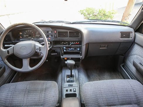 Used 1995 Toyota 4Runner SR5 image 18