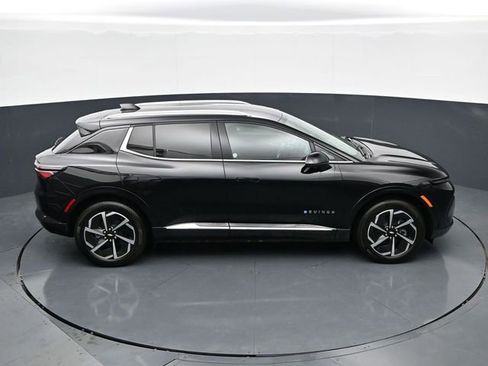 Used 2025 Chevrolet Equinox EV LT w/ Convenience Package FWD image 33