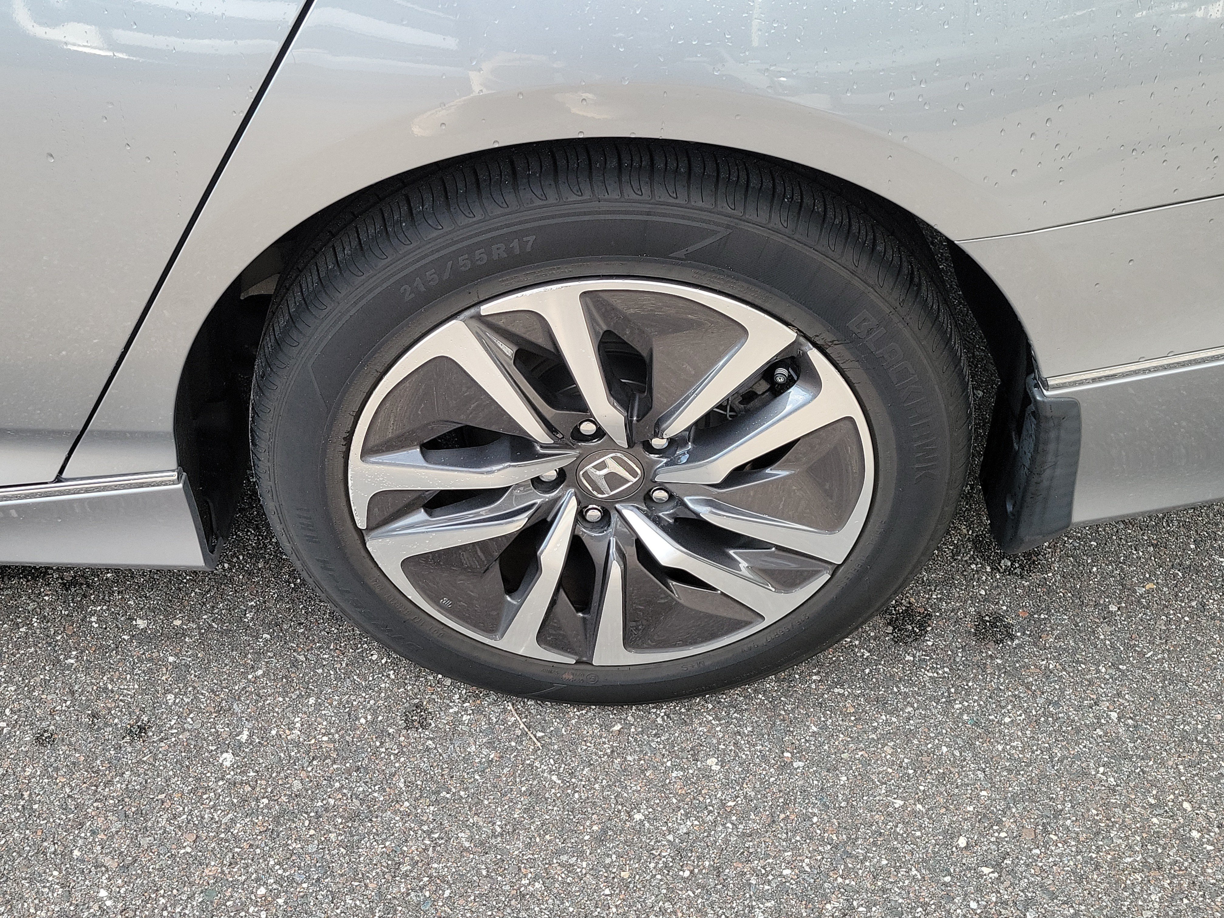 Used 2020 Honda Accord Touring image 38