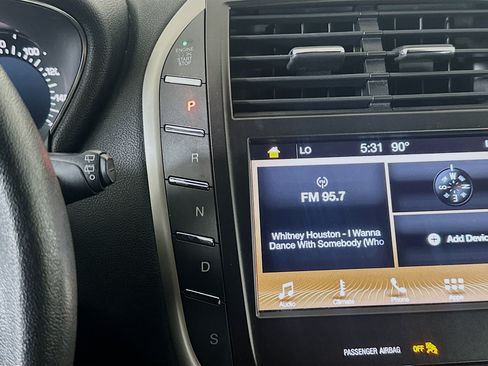 Used 2017 Lincoln MKC Premiere FWD image 24