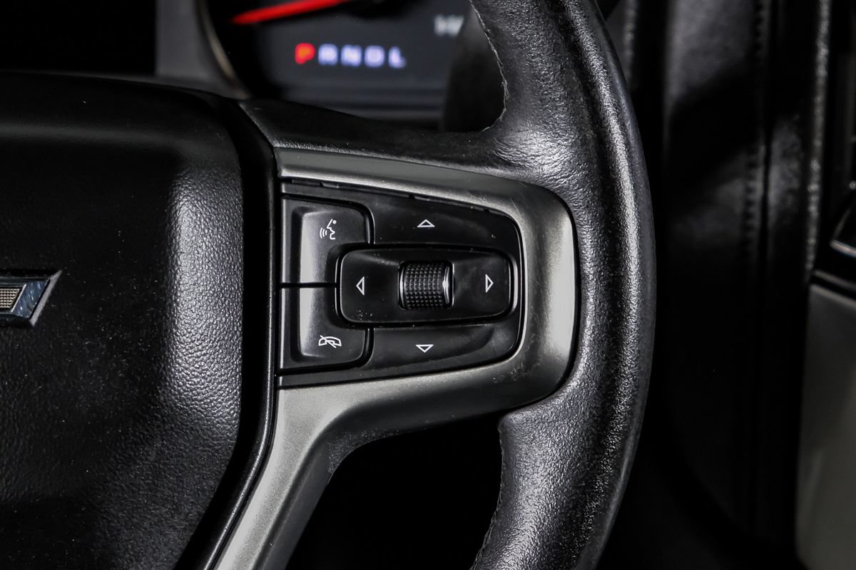 Used 2021 Chevrolet Silverado 2500 LTZ w/ LTZ Plus Package AWD/4WD image 18