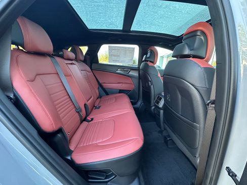 New 2026 Kia Sportage SX Prestige image 14