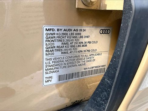 Used 2025 Audi Q7 2.0T Premium Plus w/ Premium Plus Package AWD/4WD image 31