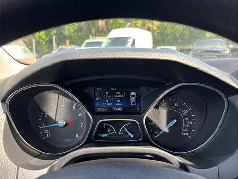 Used 2017 Ford Focus SEL FWD image 16