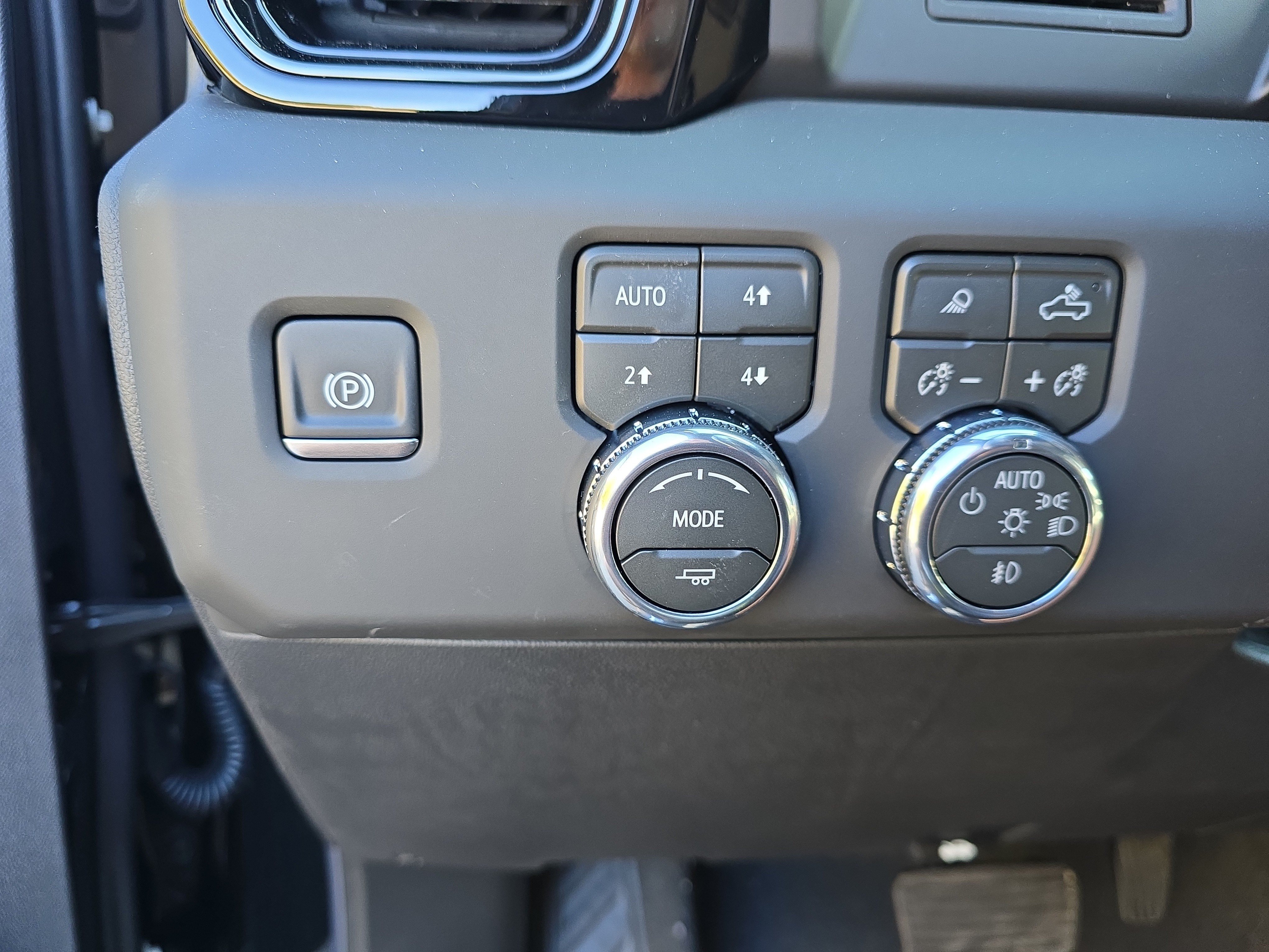 New 2026 GMC Sierra 1500 AT4 w/ LPO, Black Badging Package AWD/4WD image 20