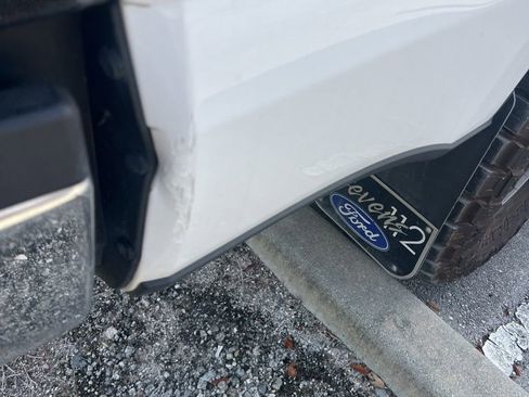 Used 2019 Ford F250 Lariat w/ Lariat Value Package image 17