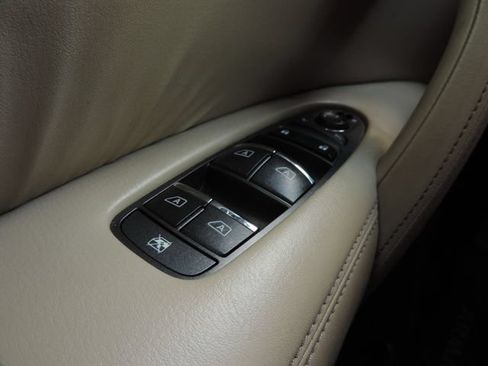 Used 2021 Nissan Armada Platinum w/ Captain's Chairs Package RWD image 32
