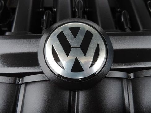 Used 2022 Volkswagen Atlas Cross Sport SEL Premium R-Line AWD/4WD image 24