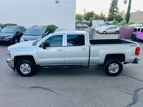 Used 2015 Chevrolet Silverado 2500 LT w/ LT Fleet Convenience Package AWD/4WD image 5