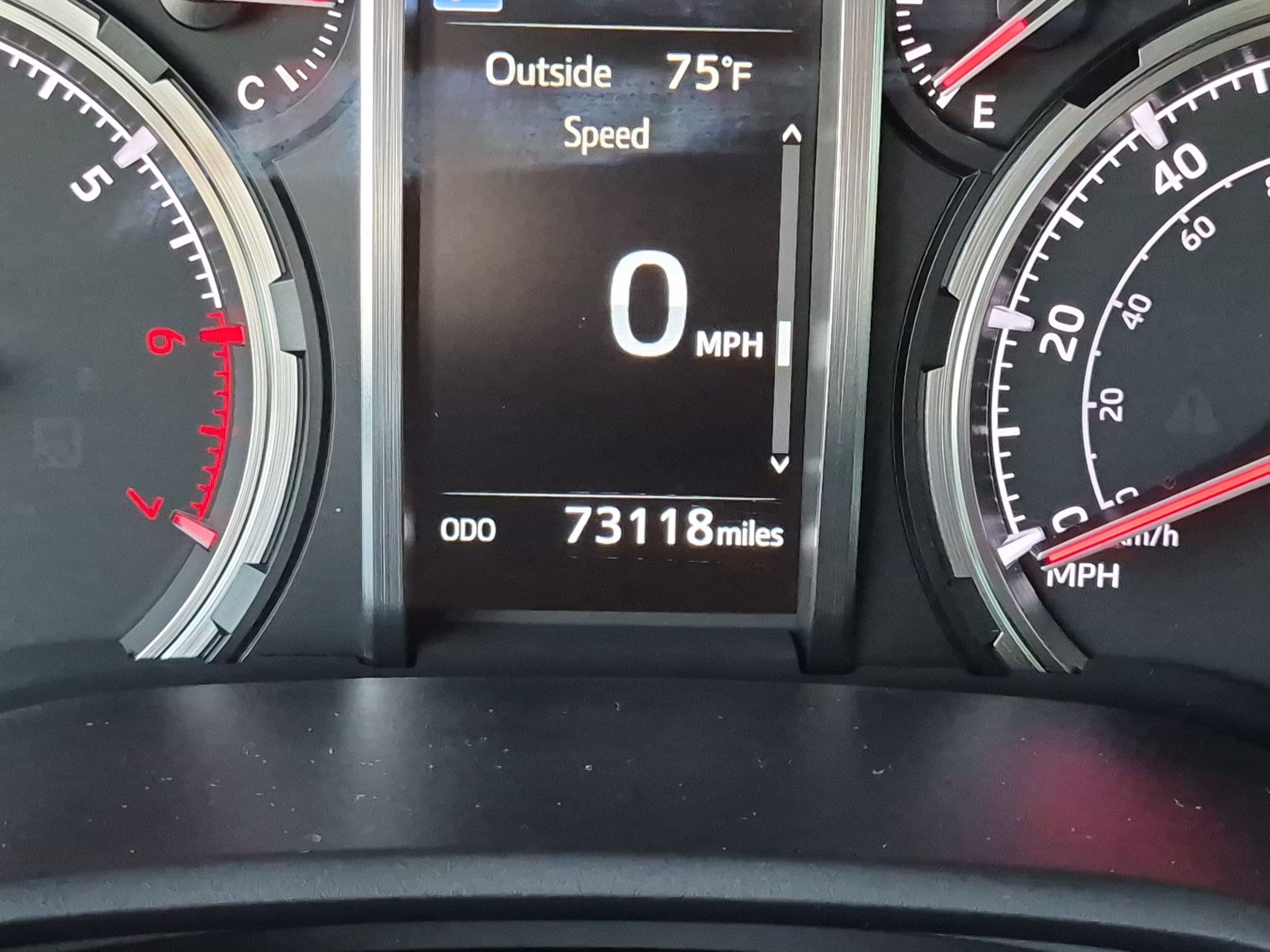 Used 2020 Toyota 4Runner Venture w/ Moonroof Package AWD/4WD image 17