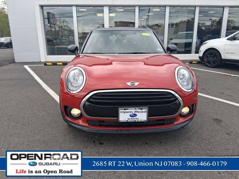 Used 2017 MINI Cooper Clubman ALL4 AWD/4WD image 2