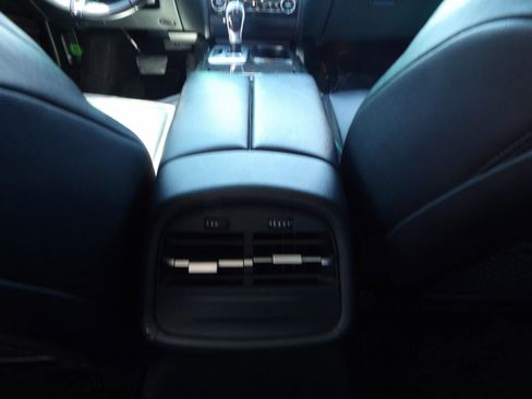 Used 2016 Maserati Ghibli RWD image 22