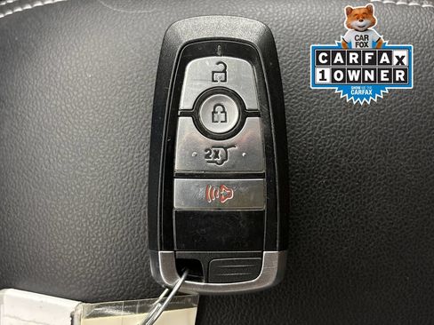 Used 2022 Ford Escape SE w/ SE Sport Appearance Package FWD image 34