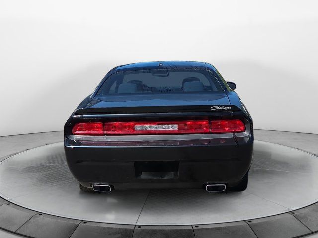 Used 2013 Dodge Challenger SXT w/ Super Sport Group RWD image 4