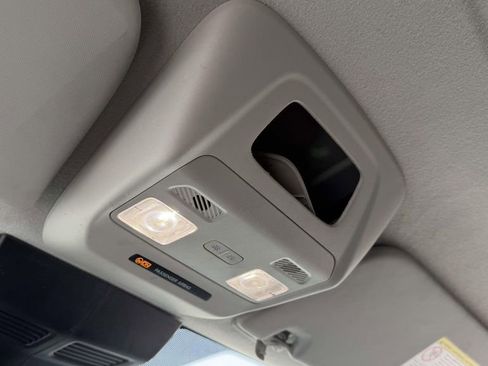 Used 2022 Ford Transit 250 Low Roof w/ Exterior Upgrade Package image 25