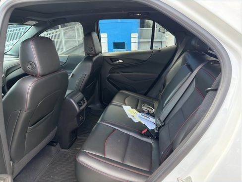 Used 2022 Chevrolet Equinox RS w/ RS Leather Package image 18