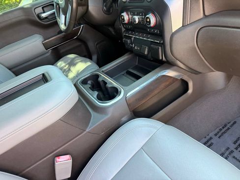 Used 2019 GMC Sierra 1500 SLT AWD/4WD image 35