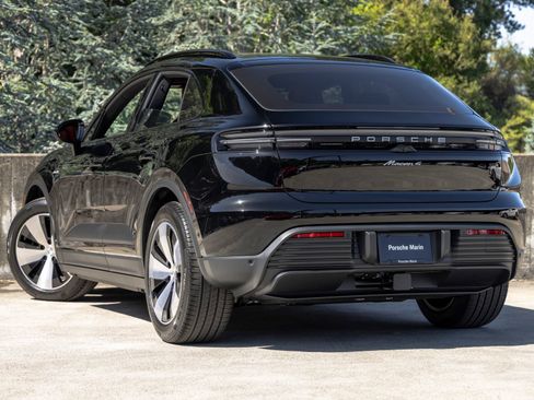 New 2026 Porsche Macan 4 Electric AWD/4WD image 3