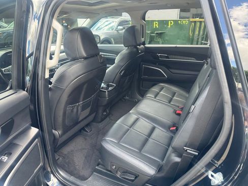 Used 2024 Kia Telluride EX AWD/4WD image 20