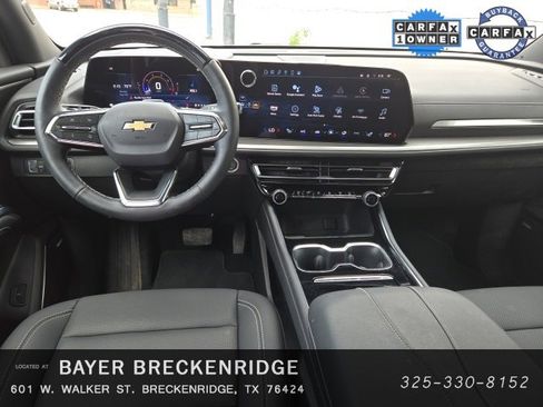 Used 2024 Chevrolet Traverse LT w/ Enhanced Driving Package image 9