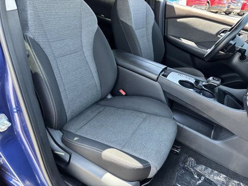 Used 2022 Nissan Rogue SV FWD image 8