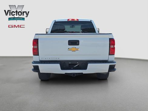 Used 2018 Chevrolet Silverado 1500 Custom w/ Trailering Package AWD/4WD image 16