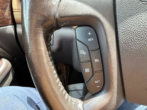 Used 2015 Buick Enclave Leather FWD image 19