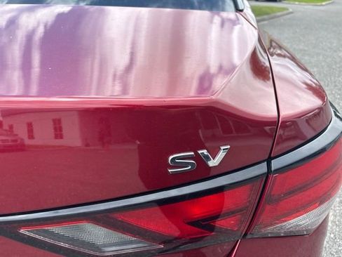 Used 2024 Nissan Sentra SV FWD image 4