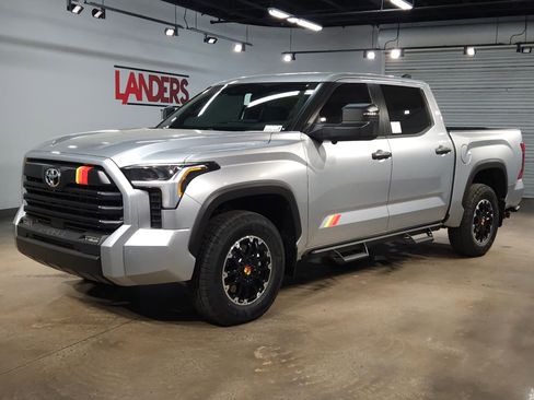 New 2026 Toyota Tundra SR5 image 3