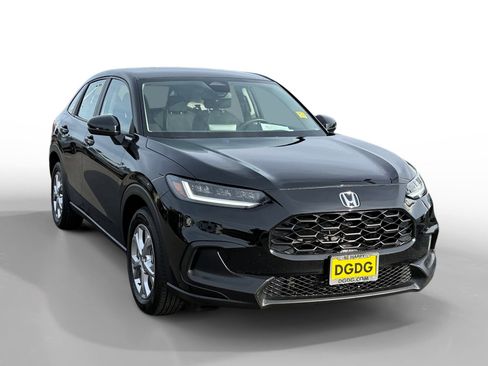 Certified 2025 Honda HR-V LX image 7