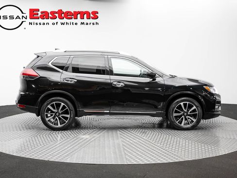 Used 2019 Nissan Rogue SL w/ Premium Package AWD/4WD image 4