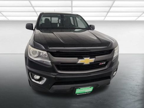 Used 2016 Chevrolet Colorado Z71 AWD/4WD image 2