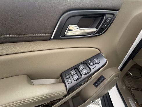 Used 2019 GMC Yukon SLT w/ Open Road Package image 15