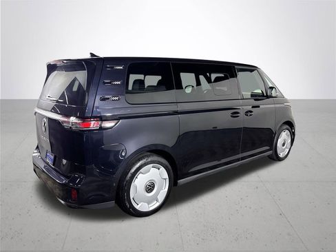 Certified 2025 Volkswagen ID. Buzz Pro S Plus image 6