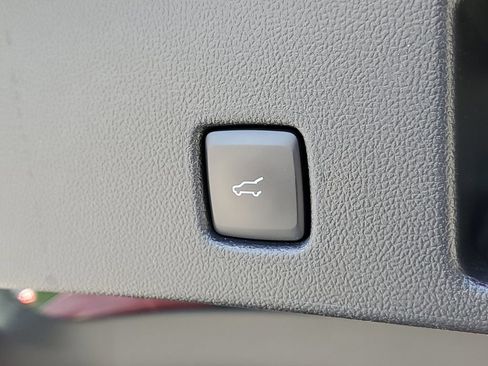 Certified 2022 Ford Escape SEL AWD/4WD image 11