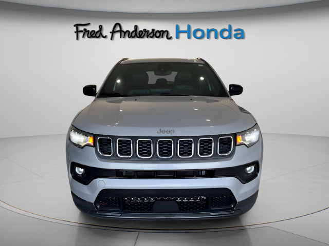 Used 2024 Jeep Compass Latitude AWD/4WD image 3