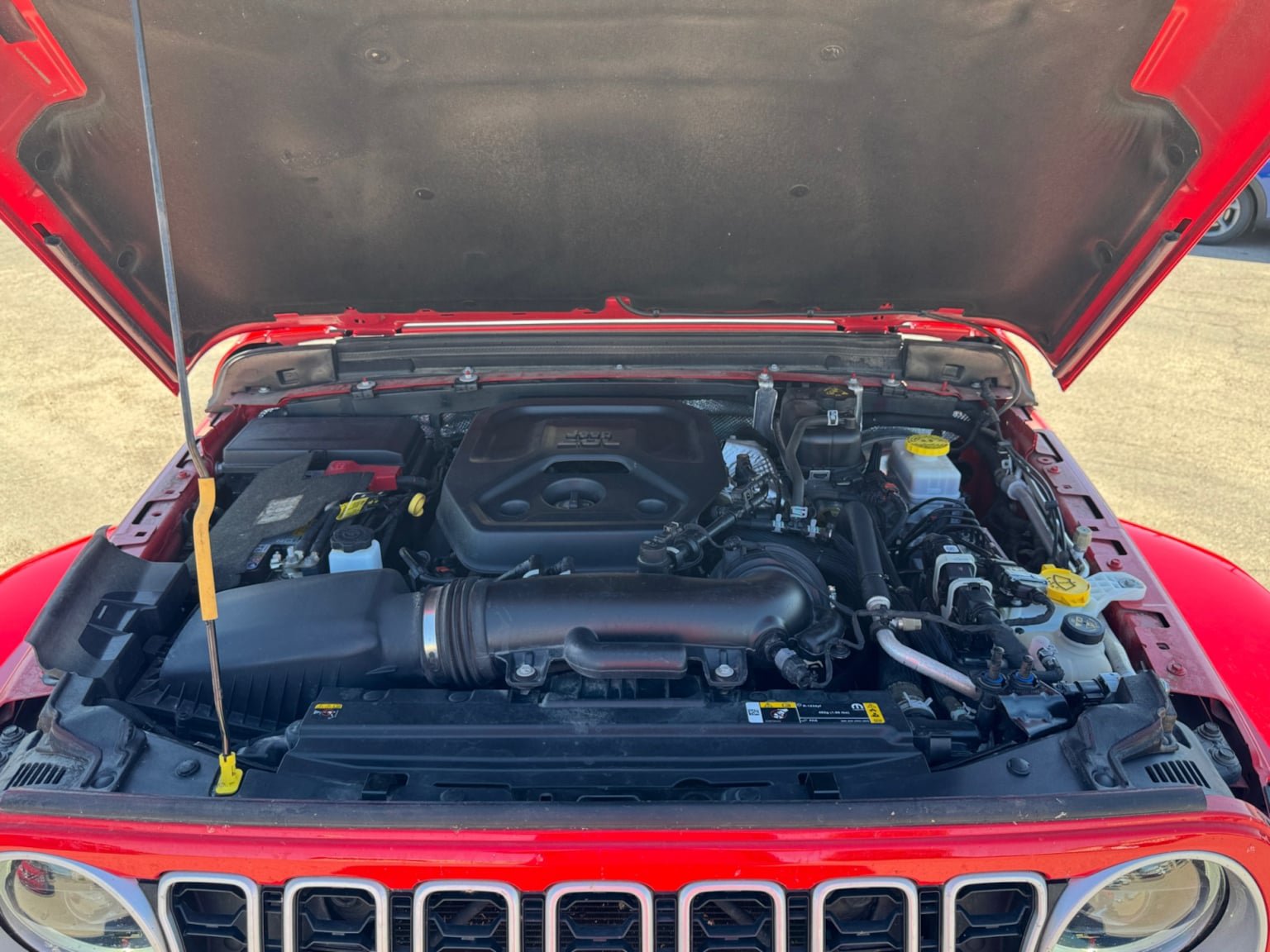 Used 2025 Jeep Wrangler Unlimited Sahara AWD/4WD image 20
