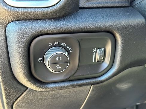 Used 2025 RAM 2500 Big Horn image 17