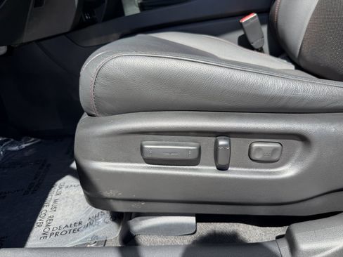 Used 2025 Honda Passport Black Edition image 30